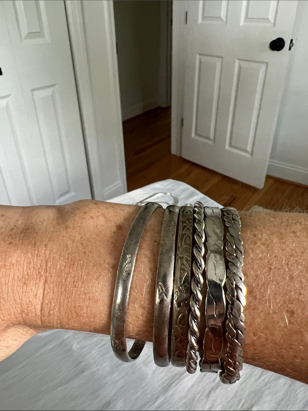 Vintage Sterling Silver Women's Bangle Bracelet Set (6)– Mixed Textures